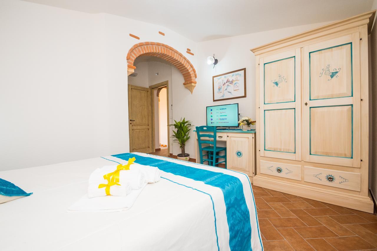 Hotel Micali à Orosei Extérieur photo