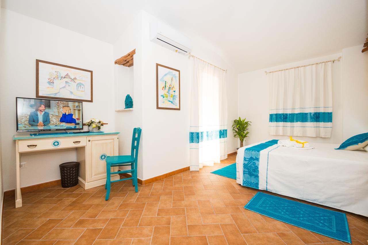 Hotel Micali à Orosei Extérieur photo