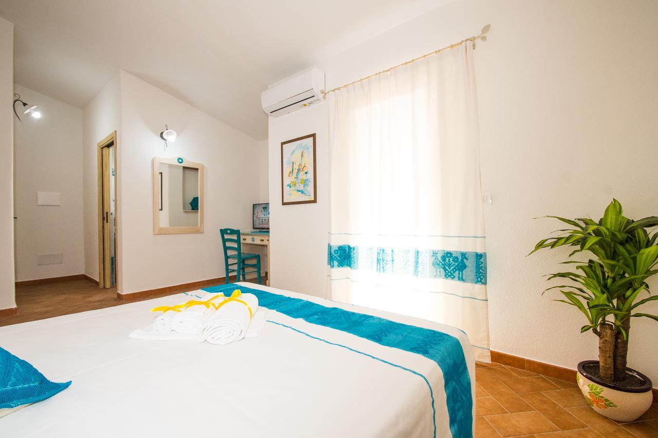 Hotel Micali à Orosei Extérieur photo