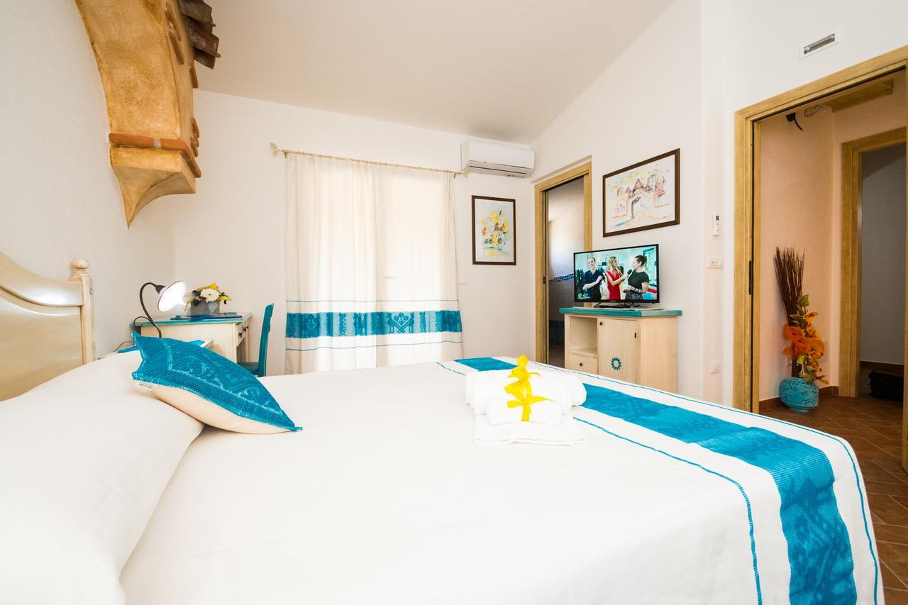 Hotel Micali à Orosei Extérieur photo