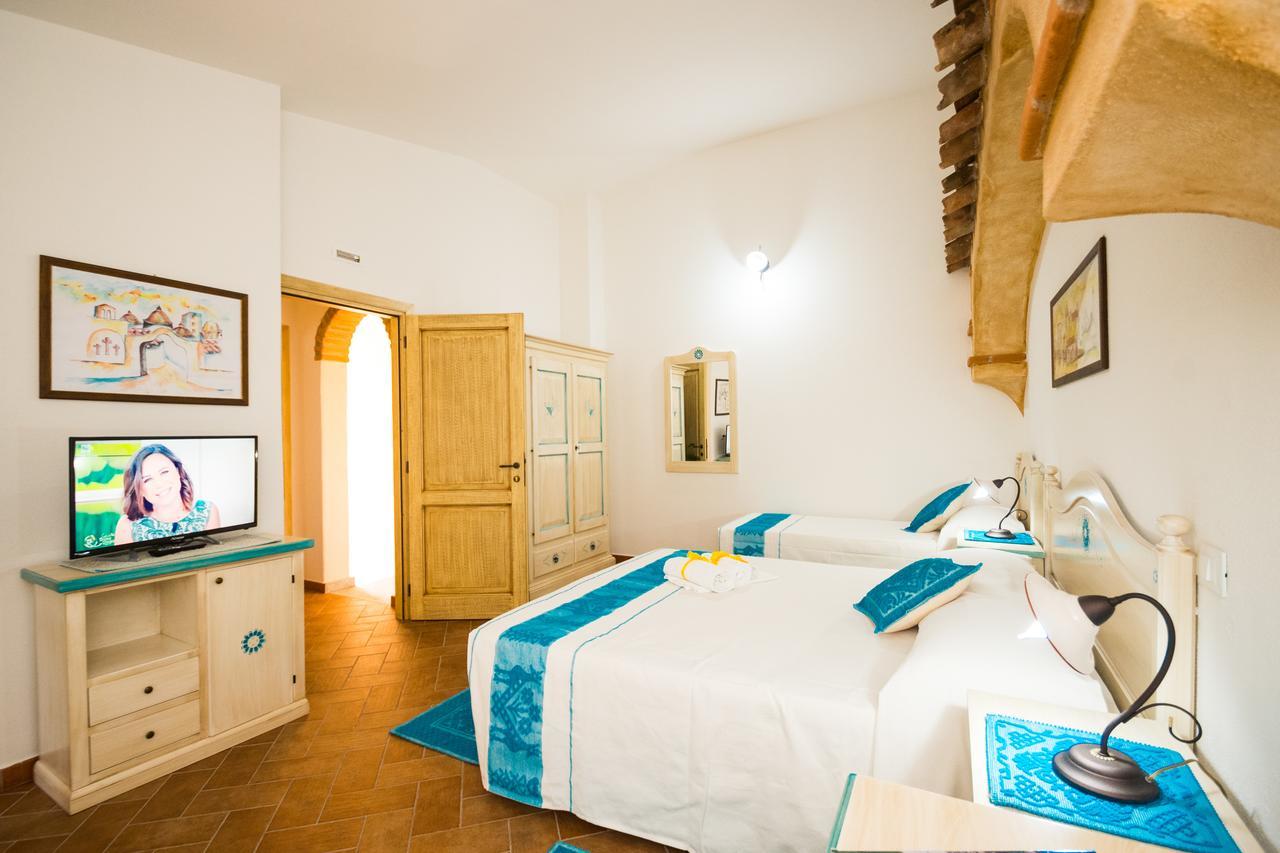 Hotel Micali à Orosei Extérieur photo